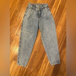 vintage 80s/90s high-waisted acid wash balloon leg jeans